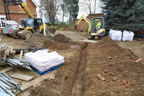 Drainage Ditch Digging in Fort Walton Beach