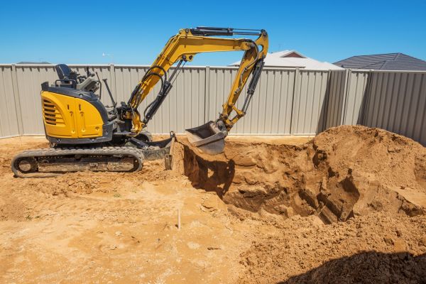 Yard Digging Service in Fort Walton Beach